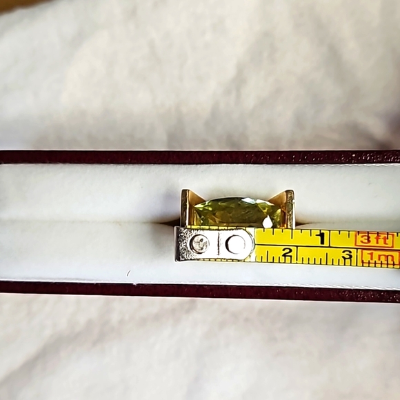 Ladies 14k cocktail ring - Size 6 - Picture 11 of 12